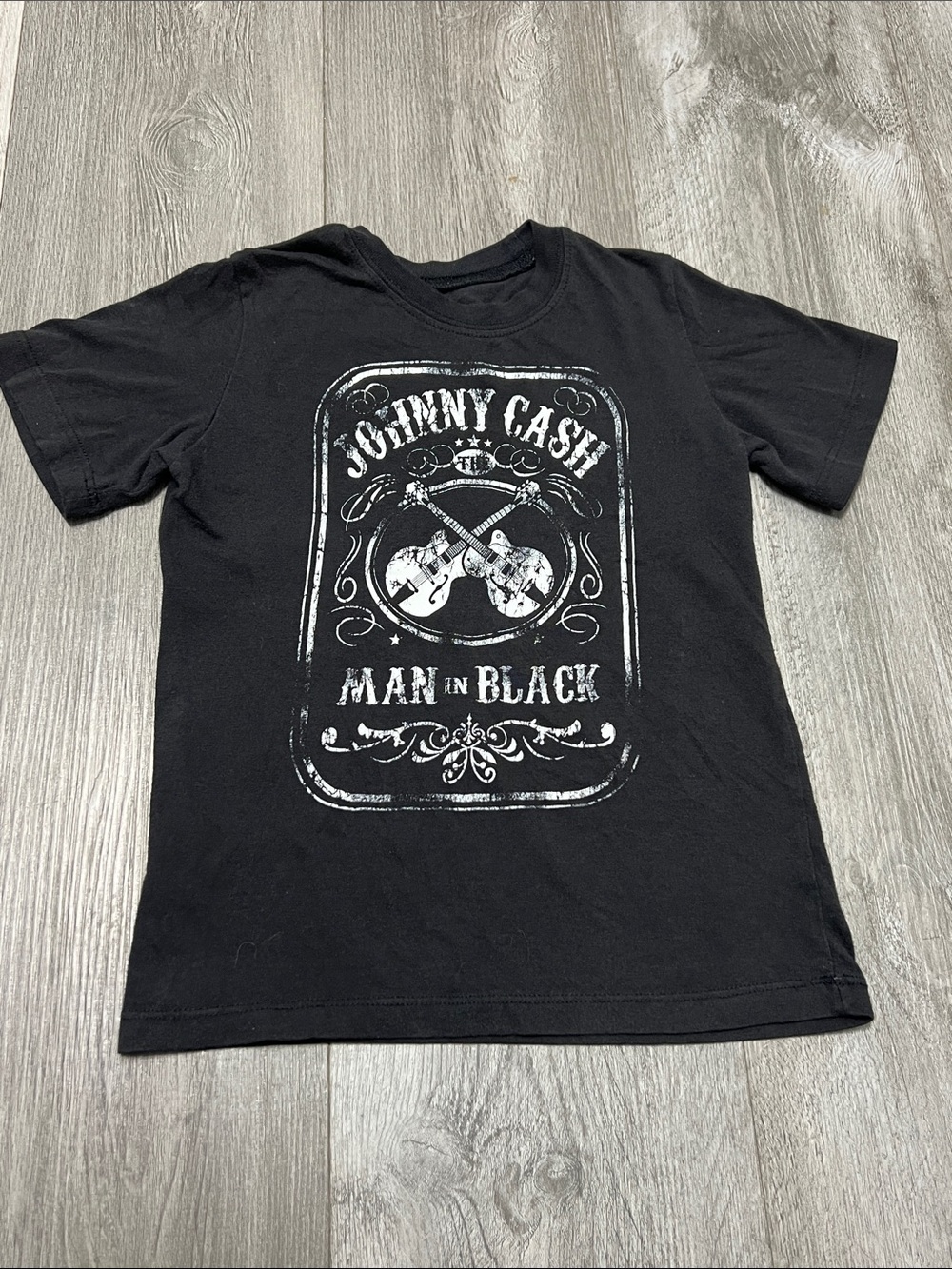 Johnny Cash kids Men in black t-shirt / black / size  5T